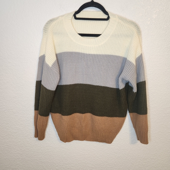 No brand Sweaters - Colorblock Knit Sweater crew neck pullover size xs